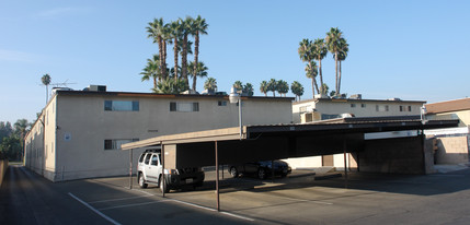 Casa Granada Apartments in Riverside, CA - Building Photo - Building Photo