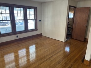 138 S Francis Ave in Lansing, MI - Building Photo - Building Photo