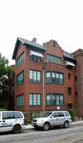 704 S Negley Ave in Pittsburgh, PA - Building Photo