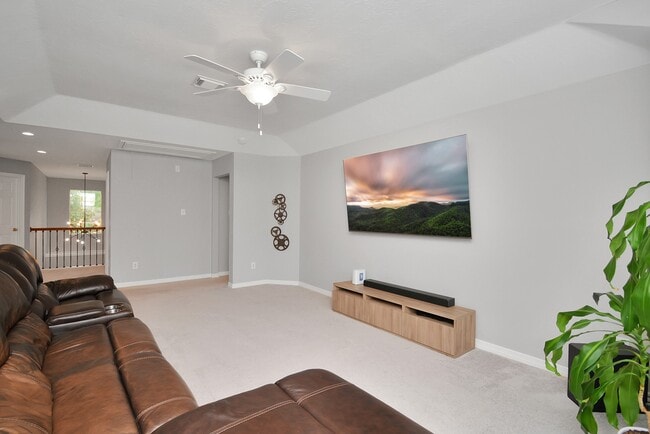 property at 2322 Lord Nelson Dr