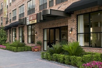 Midtown Houston Living in Houston, TX - Foto de edificio - Building Photo