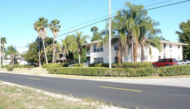 777 NE 11th St in Homestead, FL - Building Photo - Building Photo