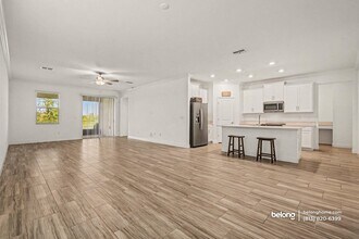 10043 Campanula Ct in Land O Lakes, FL - Building Photo - Building Photo