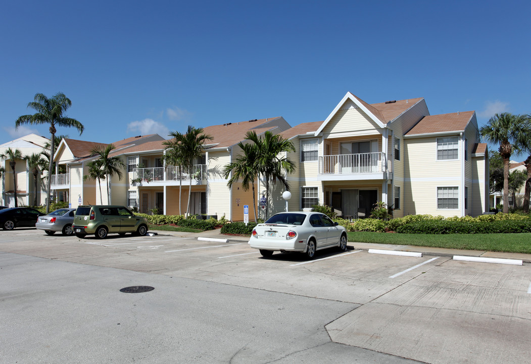 Beach Club Condominiums in Indialantic, FL - Building Photo