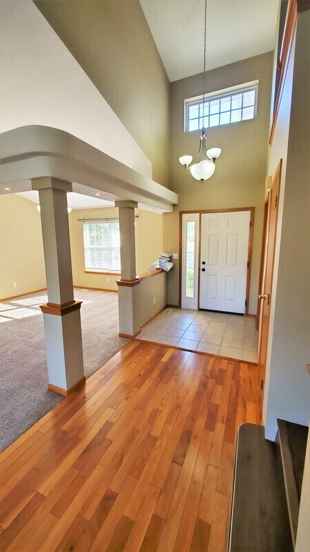 4260 Windemere Way in Marion, IA - Building Photo - Building Photo