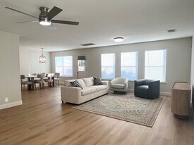 7328 S Glenn St, Unit B in Austin, TX - Building Photo