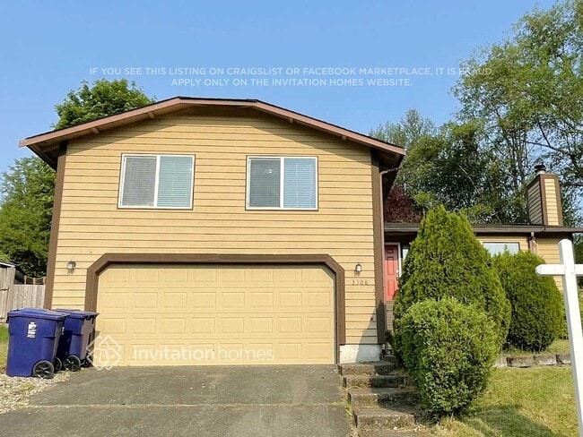 property at 3308 St Andrews Ct NE