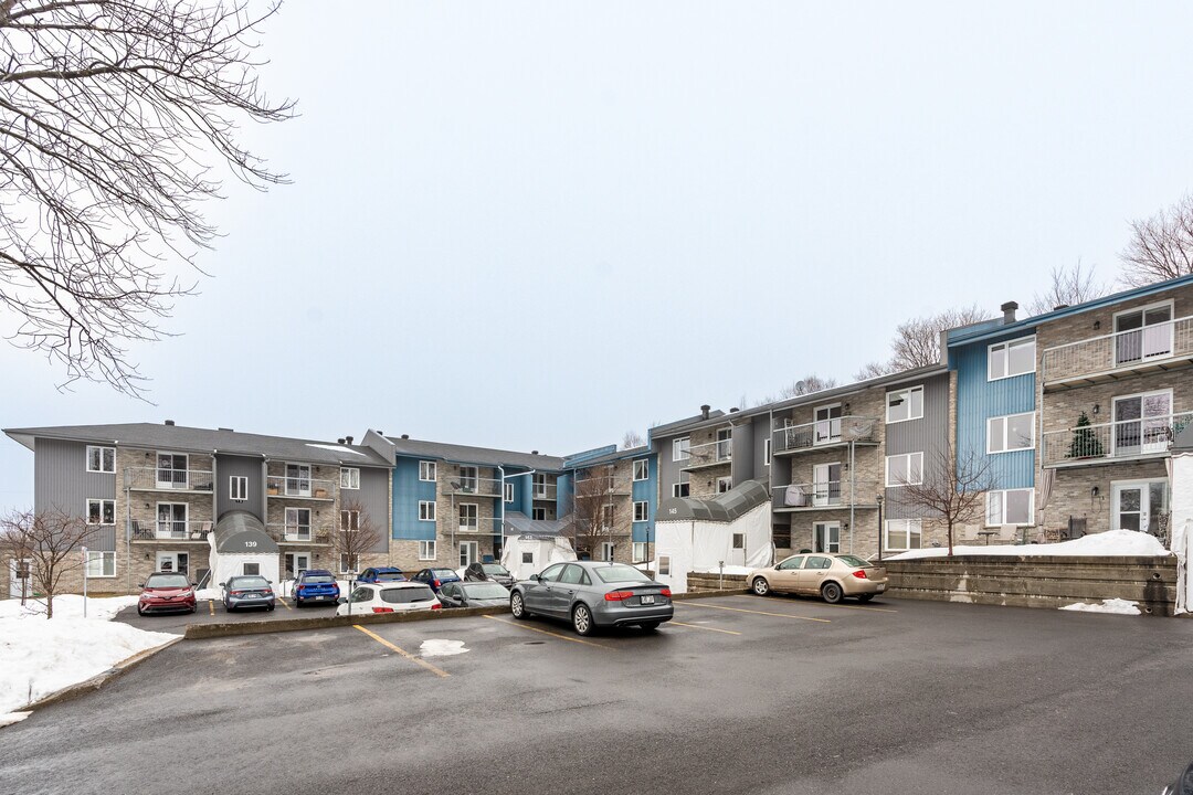 147 Du Tangon St in Lévis, QC - Building Photo