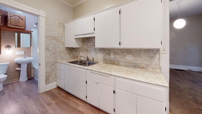 property at 518 12th Ave SE