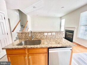 42683 Sandman Terrace in Chantilly, VA - Building Photo - Building Photo