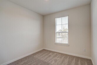1016 Bear Track Loop in Georgetown, TX - Building Photo - Building Photo