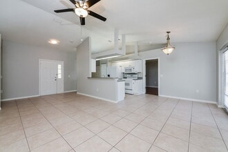 4726 69th Ct E in Palmetto, FL - Foto de edificio - Building Photo