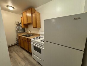 205 Holmes Dr in Pensacola, FL - Building Photo - Building Photo