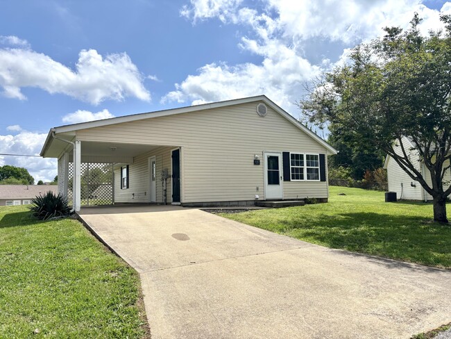 property at 5317 Beechwood Dr