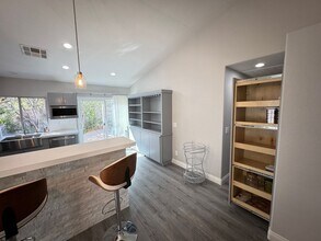 10229 Anoka Ave in Las Vegas, NV - Building Photo - Building Photo