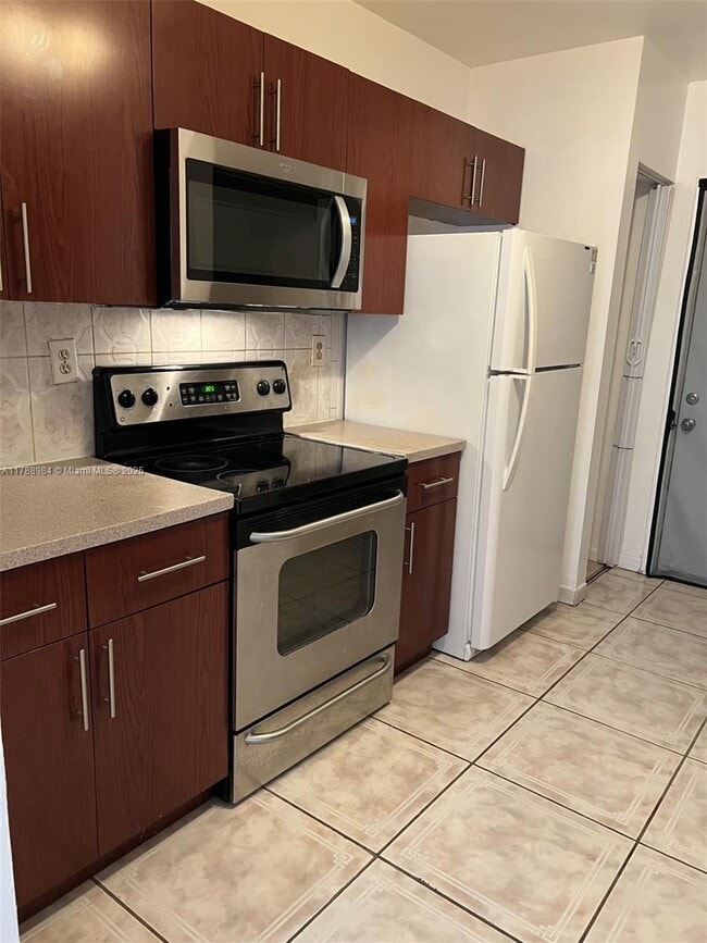 1320 NE 117th Terrace in Miami, FL - Building Photo - Building Photo
