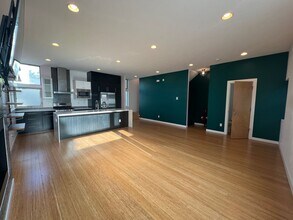 3652 Courtland Pl S in Seattle, WA - Building Photo - Building Photo