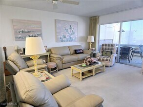 3410 Gulf Shore Blvd N in Naples, FL - Building Photo - Building Photo