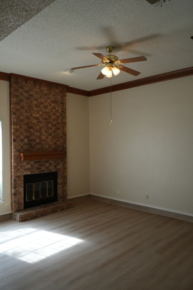 5560 93rd St in Lubbock, TX - Building Photo - Building Photo