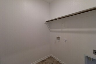 1033 Park Oak Ln in Crowley, TX - Building Photo - Building Photo