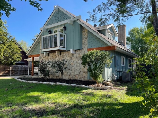 1418 Finley Rd in Irving, TX - Building Photo - Building Photo