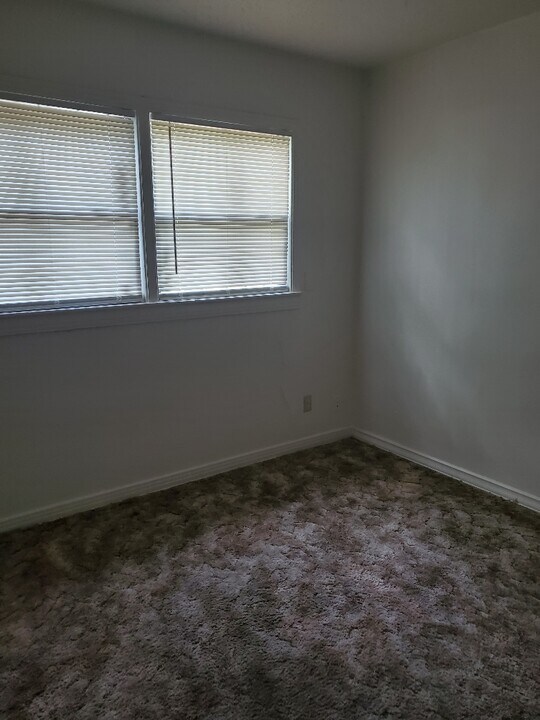 4700 Burton Ave in Fort Worth, TX - Building Photo