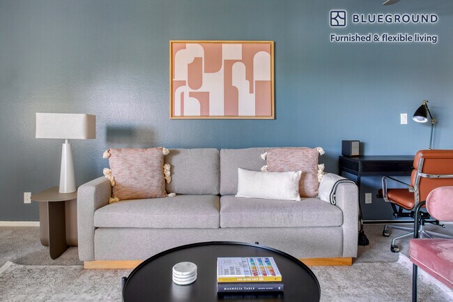 350 E Del Mar Blvd-Unit -FL3-ID859 in Pasadena, CA - Building Photo - Building Photo