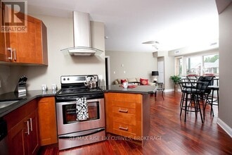 810 Blackburn Mews in Kingston, ON - Building Photo - Building Photo