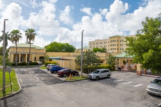 Ward Tower II in Miami, FL - Building Photo - Building Photo