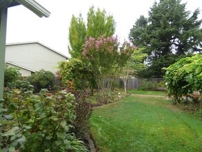 4592 Indian Earth Ct in Salem, OR - Building Photo - Building Photo