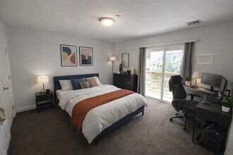 111 W 8th St in Boston, MA - Building Photo - Building Photo