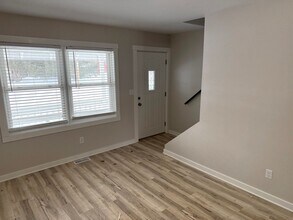 321-323 Elizabeth St in Parma, MI - Building Photo - Building Photo