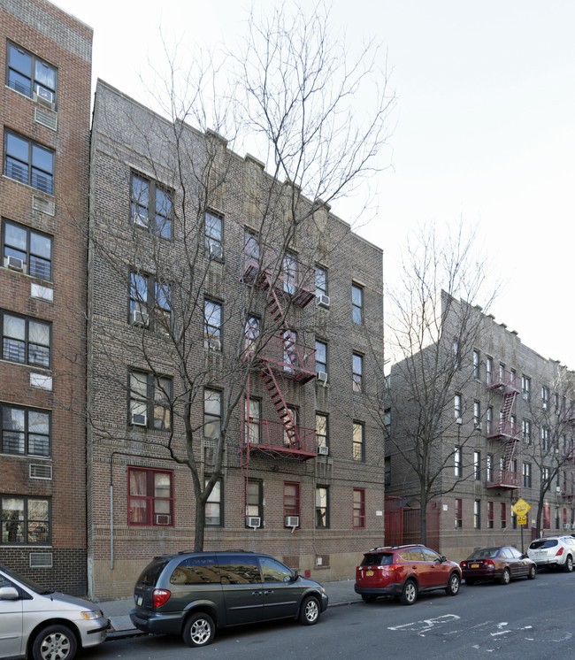 1125-1175 Evergreen Ave in Bronx, NY - Foto de edificio - Building Photo