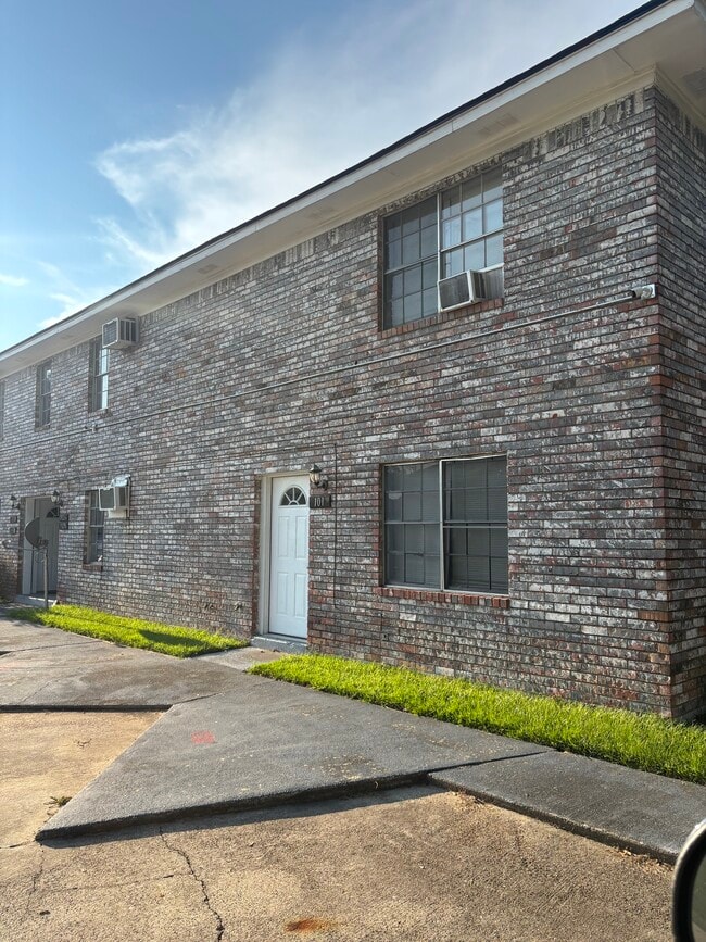 101 Willett Pl Blvd, Unit 104 in Monroe, LA - Foto de edificio - Building Photo