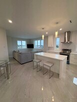 3388 Ross Rd in Abbotsford, BC - Building Photo