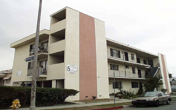 507 N Gramercy Pl in Los Angeles, CA - Building Photo - Building Photo