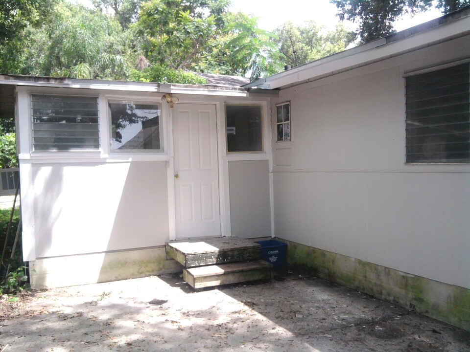 1415 Woodward St in Orlando, FL - Building Photo