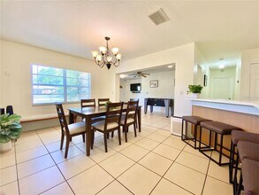 3920 W Pine St in Tampa, FL - Building Photo - Building Photo