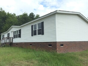 199 Graystone Rd in Jonesville, SC - Building Photo - Building Photo