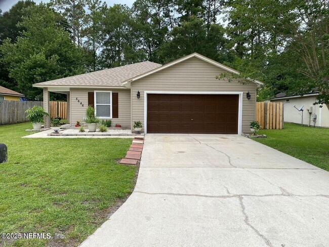 5646 Chirping Way W in Jacksonville, FL - Building Photo - Building Photo
