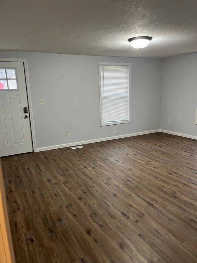 1227 Western St in Mexico, MO - Building Photo - Building Photo