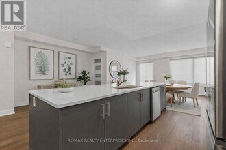 1285 Anthonia Trail in Oakville, ON - Building Photo - Building Photo