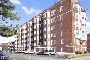 230 E 9th St in Indianapolis, IN - Building Photo