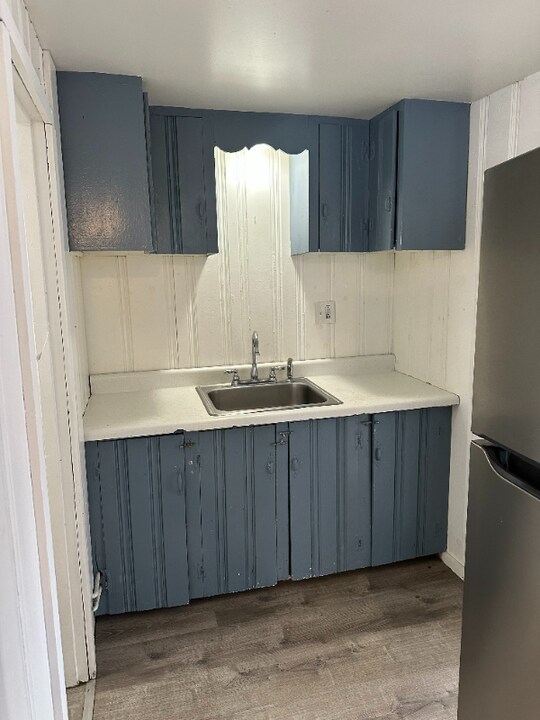 17 M St in Hampton, NH - Building Photo