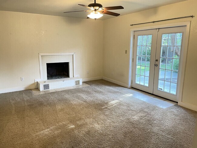 2706 27th St in Lubbock, TX - Building Photo - Building Photo