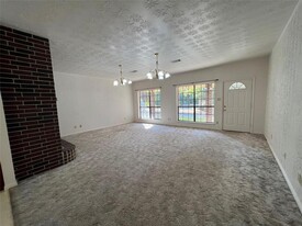 12345 Oak Leaf Rd in Conroe, TX - Building Photo - Building Photo