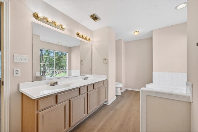 property at 6535 Woodland Oaks