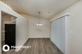 1357 Ling Dr, Unit 1 in Austell, GA - Foto de edificio - Building Photo