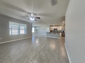 5353 Arlington River Dr. in Lakeland, FL - Building Photo - Building Photo