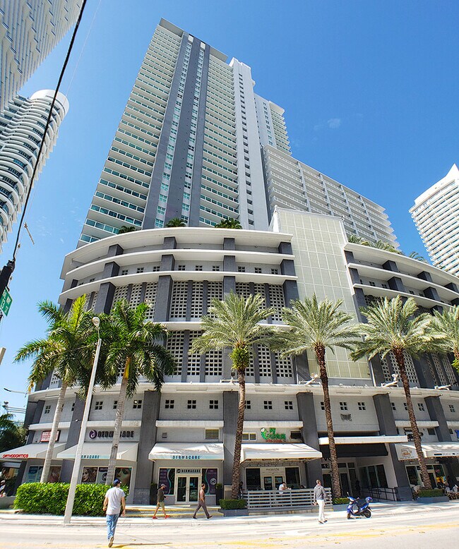 1250 S Miami Ave, Unit 904 in Miami, FL - Building Photo - Building Photo